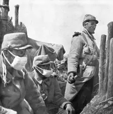 Nouvelles Silhouettes Militaires; Contre les gaz 1915. Creator: Unknown