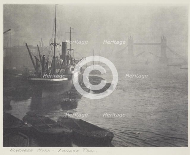 November morn - London Pool. From the album: Photograph album - London, 1920s. Creator: Harry Moult.
