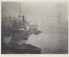 November morn - London Pool. From the album: Photograph album - London, 1920s. Creator: Harry Moult