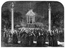 Nocturnal Fête at Florence in honour of the Marriage of the Crown Prince of Italy, 1868. Creator: Unknown
