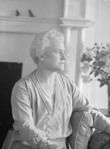 Noland, Charlotte, Miss, portrait photograph, 1931 May 8. Creator: Arnold Genthe