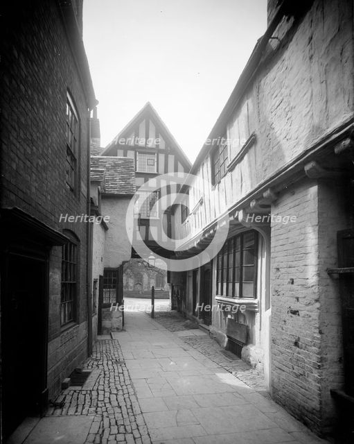 Norman Gateway, Old Rectory, Evesham, Hereford and Worcester, c1860-c1922.  Artist: Henry Taunt
