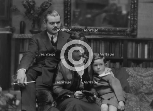 Norris, Charles G., Mr. and Mrs., and son, portrait photograph, between 1913 and 1942. Creator: Arnold Genthe.