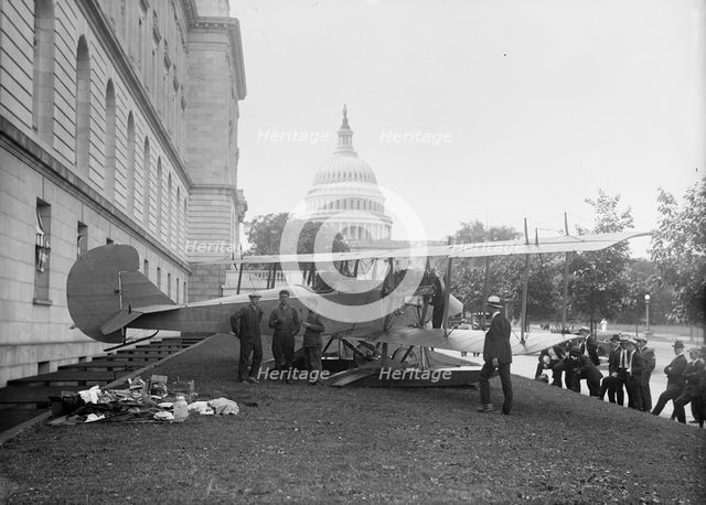 National Aero Coast Patrol Commn. - Curtiss Biplane 2 Engines, with Floats, Exhibited..., 1917. Creator: Harris & Ewing.
