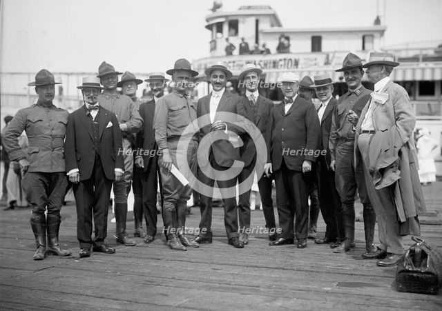 National Guard of D.C. M. And M. Assn. of D.C. Return with D.C.N.G. from Camp at Colonial Beach,1916 Creator: Harris & Ewing.