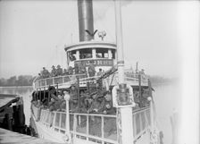 National Guard of D.C. Returning from Camp at Colonial Beach, 1916. Creator: Harris & Ewing