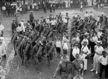 National Guard of D.C. Returning from Camp at Colonial Beach, 1916. Creator: Harris & Ewing