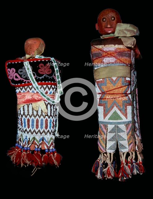 Native American Memomini Dolls Artist: Unknown