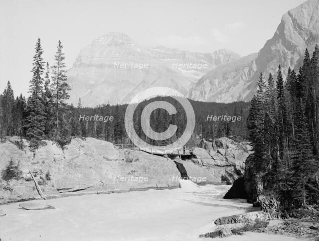 Natural Bridge, Canada, between 1900 and 1910. Creator: Unknown.