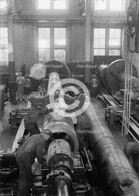 Navy Yard, U.S., Washington - Boring Breech of 14 Inch Gun, 1917. Creator: Harris & Ewing.