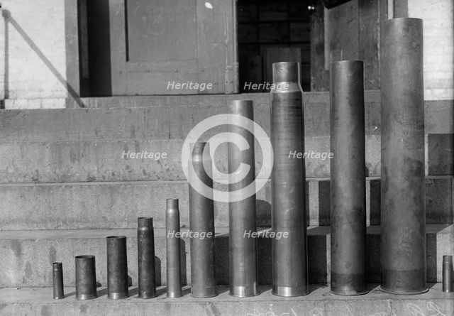Navy Yard, U.S., Washington - Cartridge Cases, 1917. Creator: Harris & Ewing.
