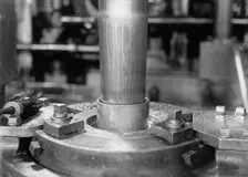 Navy Yard, U.S., Washington - Hydraulic Ram, Used in Making C.C., 1917. Creator: Harris & Ewing