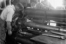 Navy Yard, U.S., Washington - Hydrolic Ram, 1917. Creator: Harris & Ewing