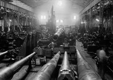 Navy Yard, U.S., Washington - Sight Shop, Big Gun Section, 1917. Creator: Harris & Ewing