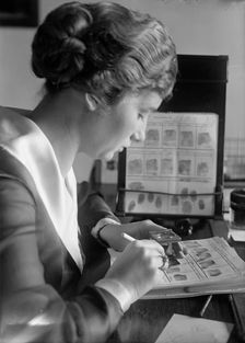 Navy Department, U.S. Intelligence Bureau, Finger Print Department Clerk, Marie S. Dahm, 1918. Creator: Harris & Ewing