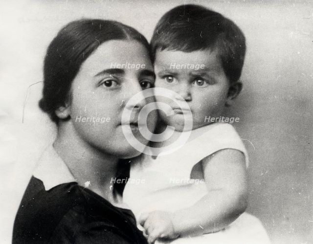 Nadezhda Alliluyeva, second wife of Josef Stalin, and their daughter Svetlana Alliluyeva, 1927. Artist: Unknown