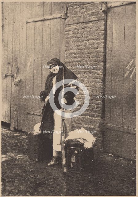 Nadezhda Teffi (1872-1952) as Nurse during World War I, 1915.