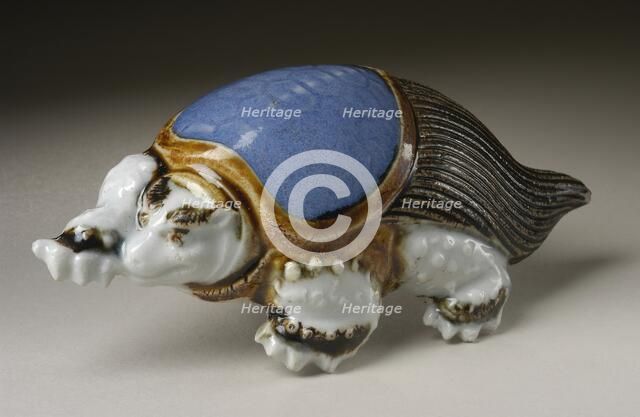Nail cover in the Form of a Long-Tailed Turtle, 19th century. Creator: Unknown.