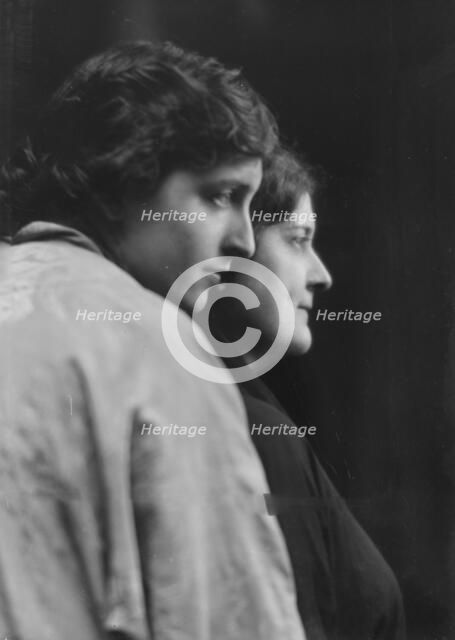 Namara-Toye, Mme., and mother, portrait photograph, 1914 Dec. Creator: Arnold Genthe.