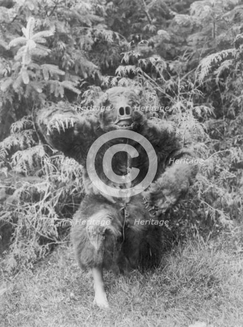 Nane-Qagyuhl, c1914. Creator: Edward Sheriff Curtis.
