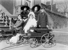 Naon Children, 1912. Creator: Harris & Ewing