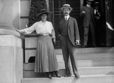 Netherlands Mission To The U.S. - J.B. Van Der Hooven Van Oordt And Wife, 1917. Creator: Harris & Ewing