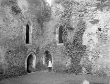 Netley Abbey, Netley, Hound, Hampshire, c1860-c1922. Artist: Henry Taunt