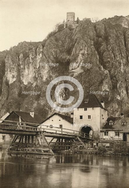 'Neu-Essing with Randeck ruin in the Altmuhl Valley', 1931. Artist: Kurt Hielscher.