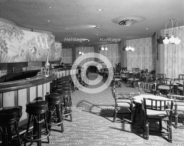 Nevele Hotel, Ellenville, New York, 1959. Creator: Gottscho-Schleisner, Inc.