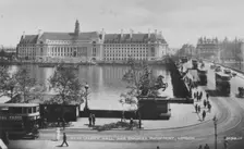 New County Hall and Boadicea Monument, London c1925