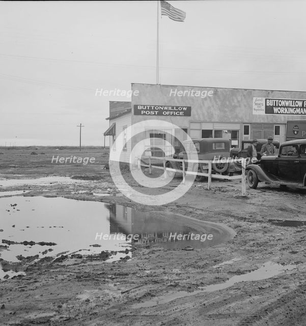 New large-scale cotton farming district, Buttonwillow, California , 1939. Creator: Dorothea Lange.