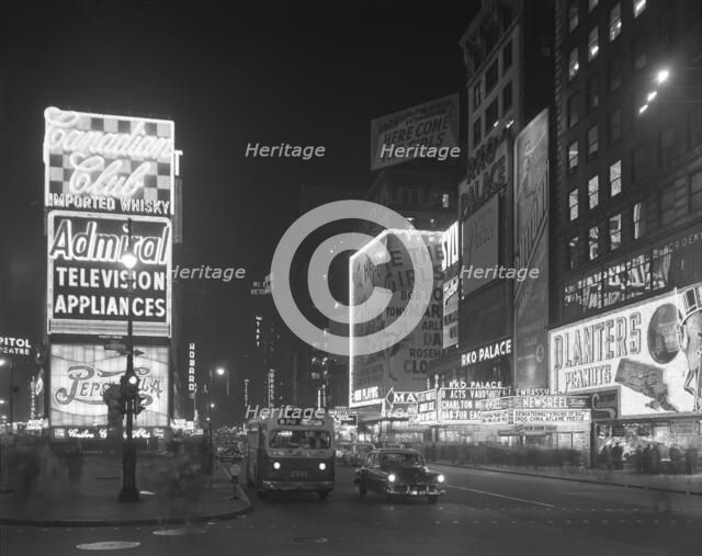 New York City views, 1953. Creator: Gottscho-Schleisner, Inc.