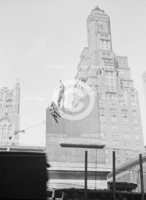 New York City views, between 1927 and 1938. Creator: Arnold Genthe.