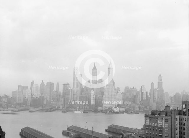 New York City views, between 1931 and 1938. Creator: Arnold Genthe.