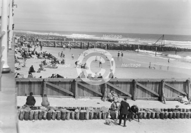 New York City views, Long Beach, 1927 Creator: Arnold Genthe.