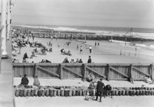 New York City views, Long Beach, 1927 Creator: Arnold Genthe