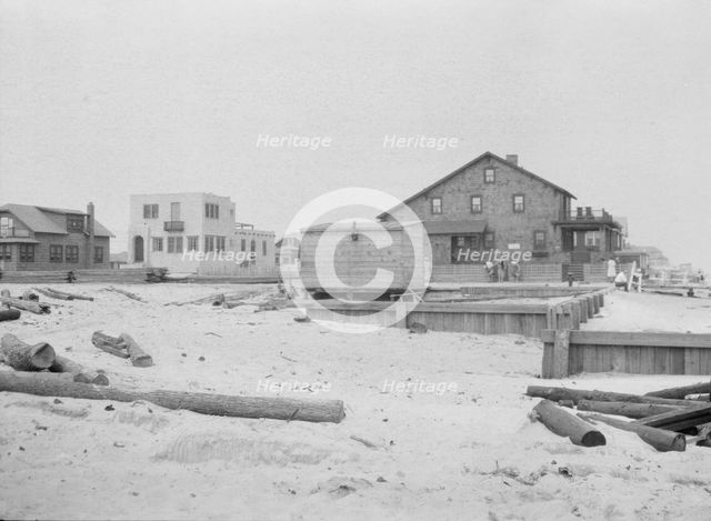 New York City views, Long Beach, 1927 Creator: Arnold Genthe.