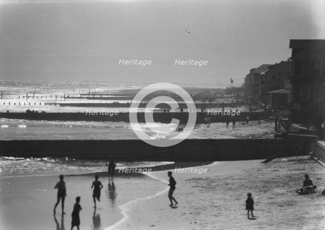 New York City views, Long Beach, 1927. Creator: Arnold Genthe.