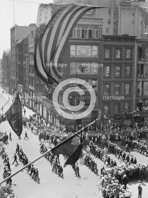 New York City views, parade, 1918 July 4. Creator: Arnold Genthe.