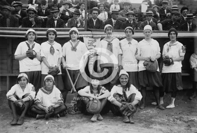New York Female Giants (baseball), 1913. Creator: Bain News Service.