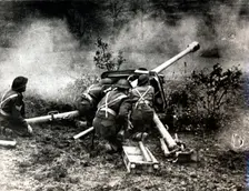 New Zealand anti-tank gun crew in action, near Cassino, Italy, World War II, 1944. Creator: Unknown