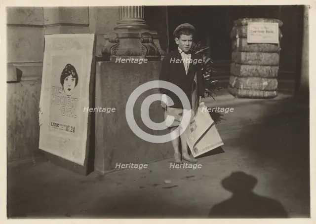 Newsboy, Mobile, Alabama, 1914. Creator: Lewis Wickes Hine.