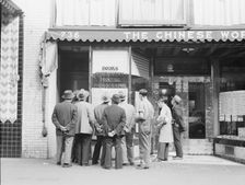 News of the surrender of Canton..., San Francisco, California, 1938. Creator: Dorothea Lange