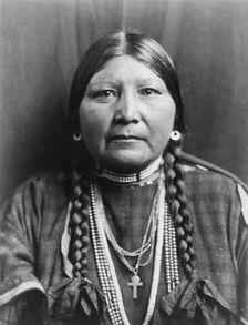 Nez Percé matron, c1910. Creator: Edward Sheriff Curtis