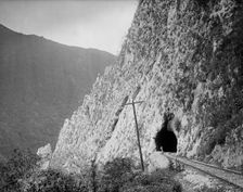 Near view, Tunnel 7, Temasopa [sic] Canon, between 1880 and 1897. Creator: William H. Jackson