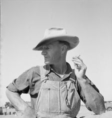 Nebraska farmer come to pick peas, near Calipatria, California, 1939. Creator: Dorothea Lange