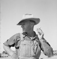 Nebraska farmer come to pick peas, near Calipatria, California, 1939. Creator: Dorothea Lange