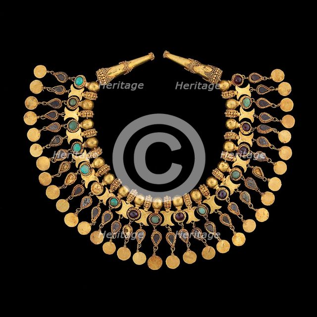 Necklace from Tillya Tepe, 1st century.