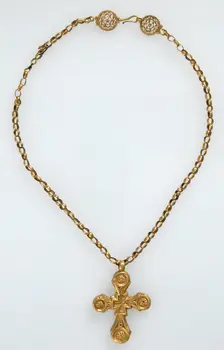 Necklace with Pendant Cross, Byzantine, 6th century. Creator: Unknown