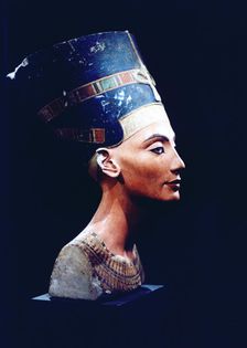 Nefertiti, Egyptian queen and consort of Akhenaten, 14th century BC